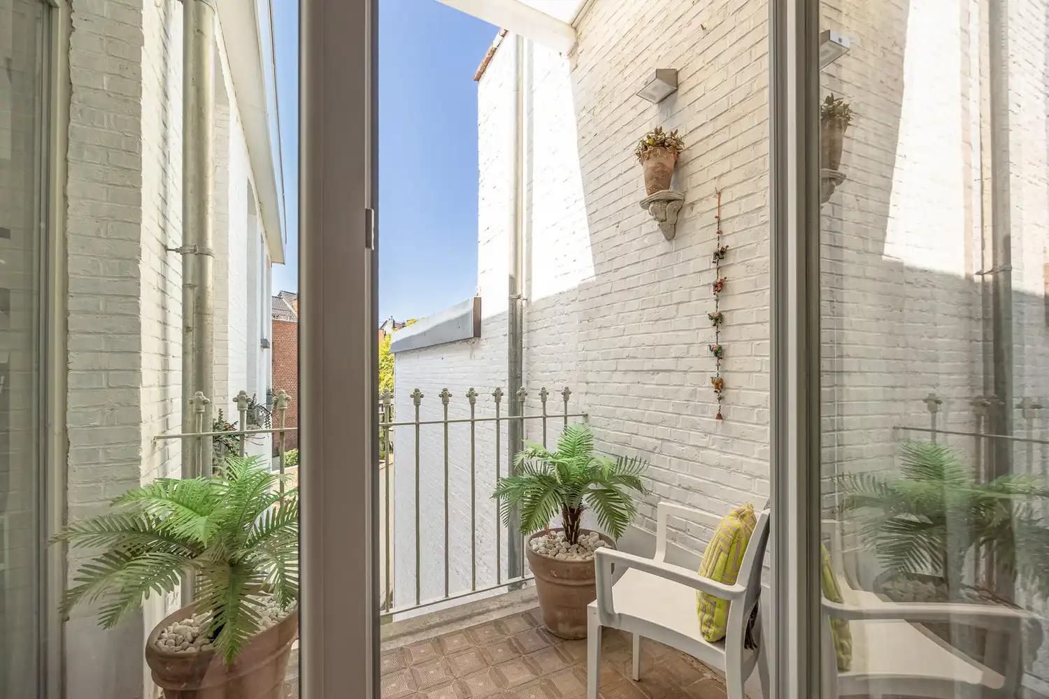 Prachtige gerenoveerde herenwoning van 341 m² in hartje Antwerpen met tal van mogelijkheden: combi wonen/werken of gedeeltelijke verhuurmogelijkheden foto 34