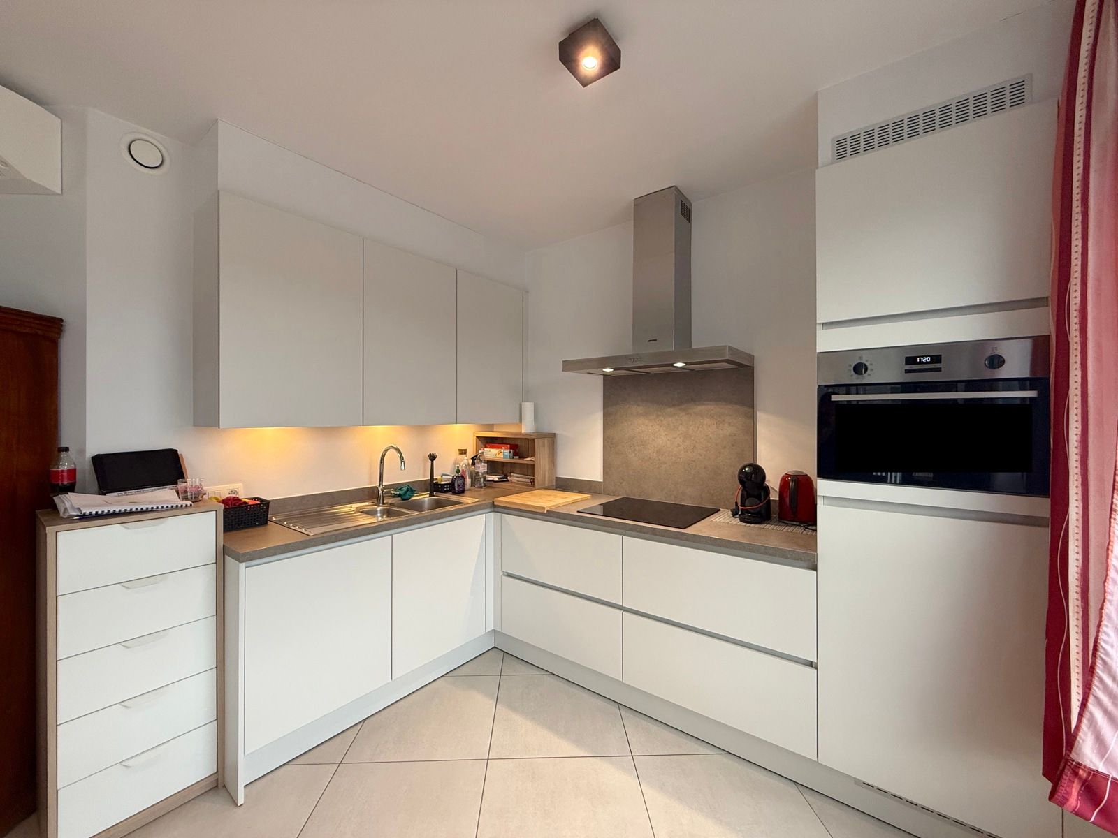 Zongericht appartement met ruim terras foto 8