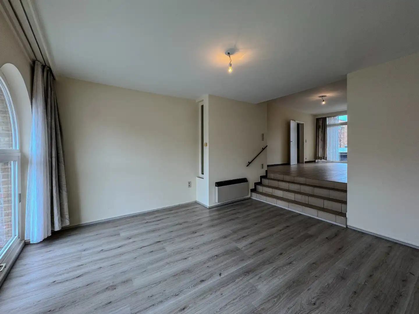 Centraal gelegen appartement met 2 slaapkamers. foto 4