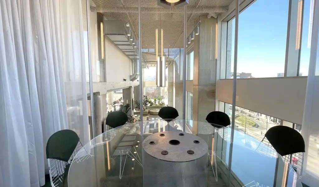 SQ Antwerp Tower - Luxueuze gemeubelde kantoren met diensten foto 10