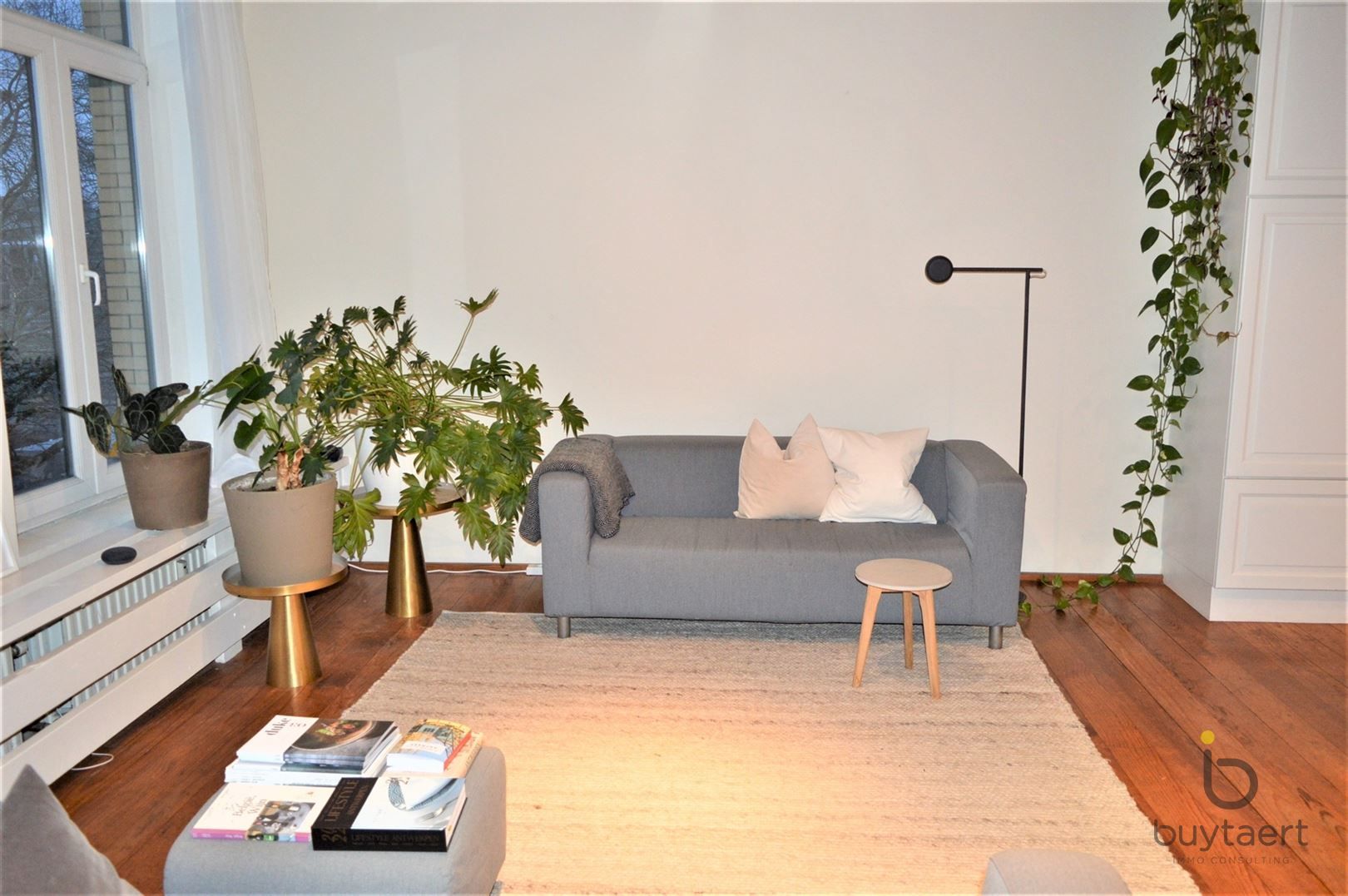 Karaktervol stadsappartement met één slaapkamer en dressing nabij de gezellige terrasjes in hartje Antwerpen! foto 6
