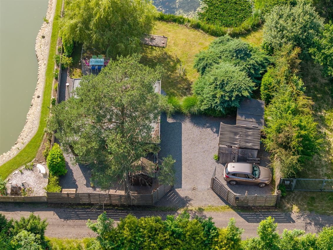 Knusse chalet op 15 are in bosrijk Herselt met vijver, terras en carport. Ideaal vakantieverblijf in het groen. foto 9