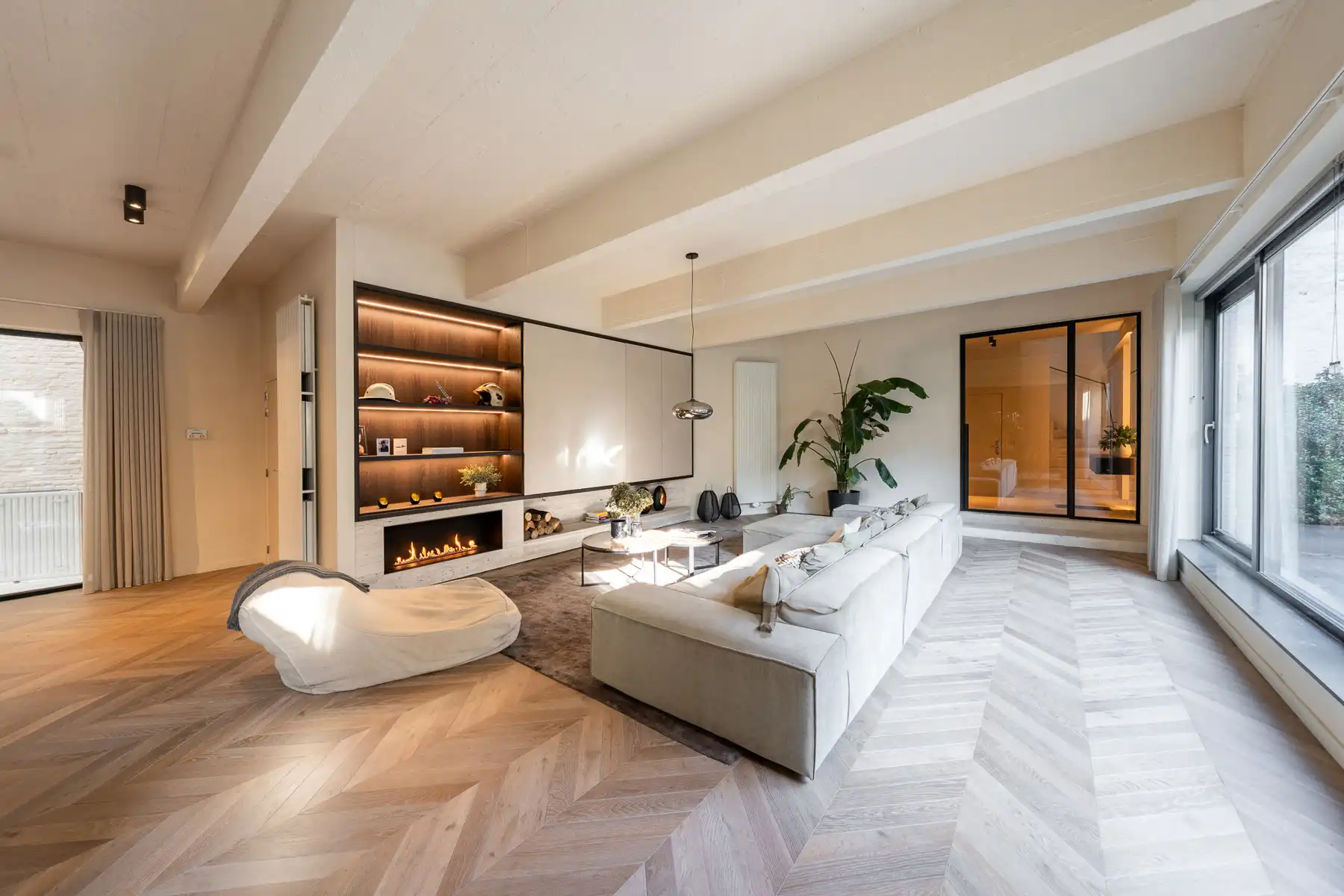 Luxueus appartement met tuin en parking op ‘t Zuid foto 4