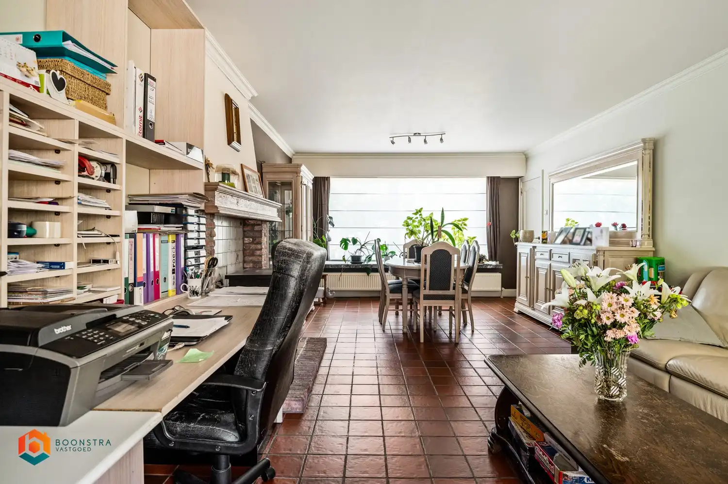 Vrijstaand wonen en werken met werkplaats/magazijn van 354 m² op toplocatie nabij R6 en E19 foto 6