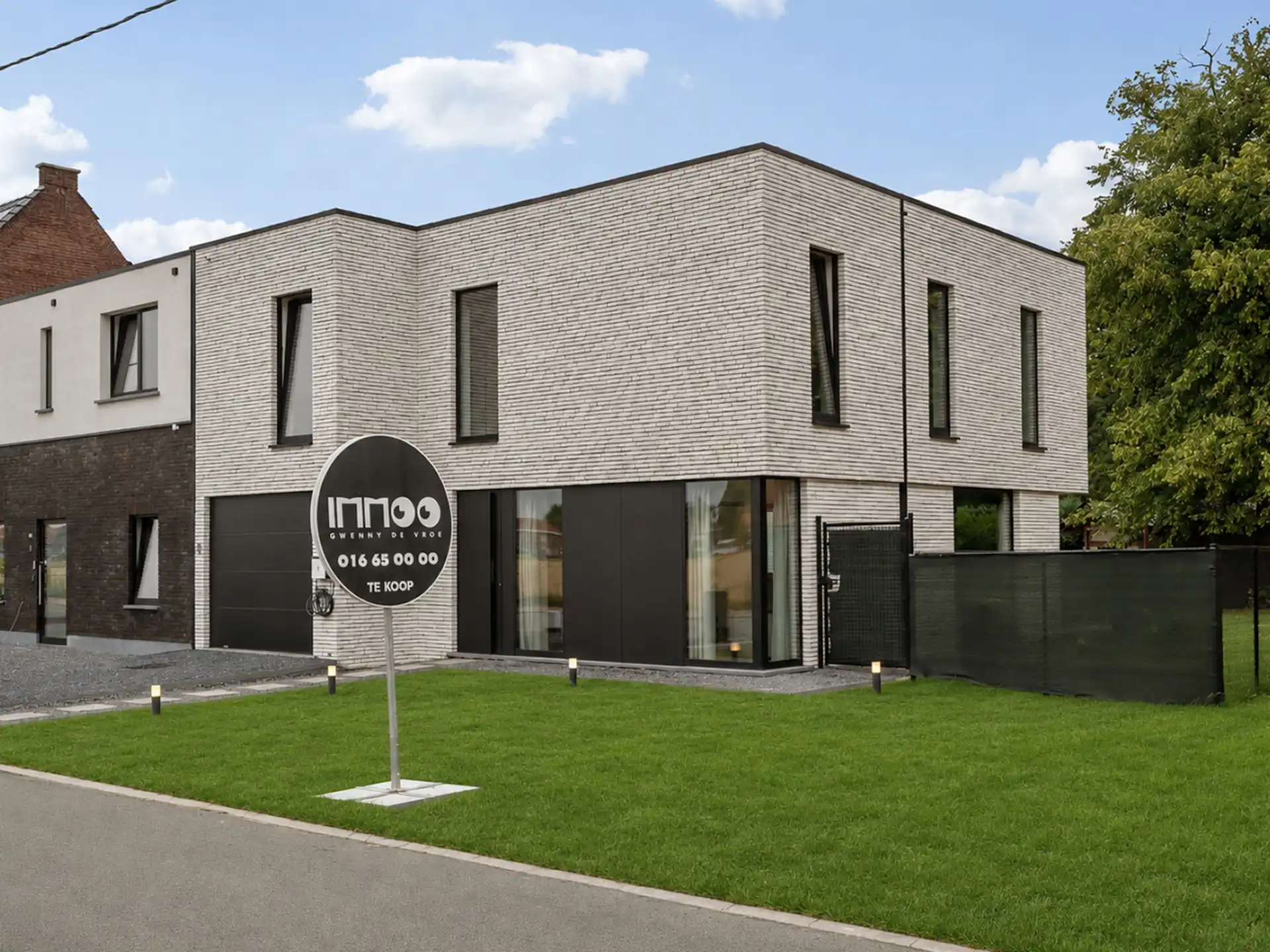 Huis te koop foto {{pictureIndex}}