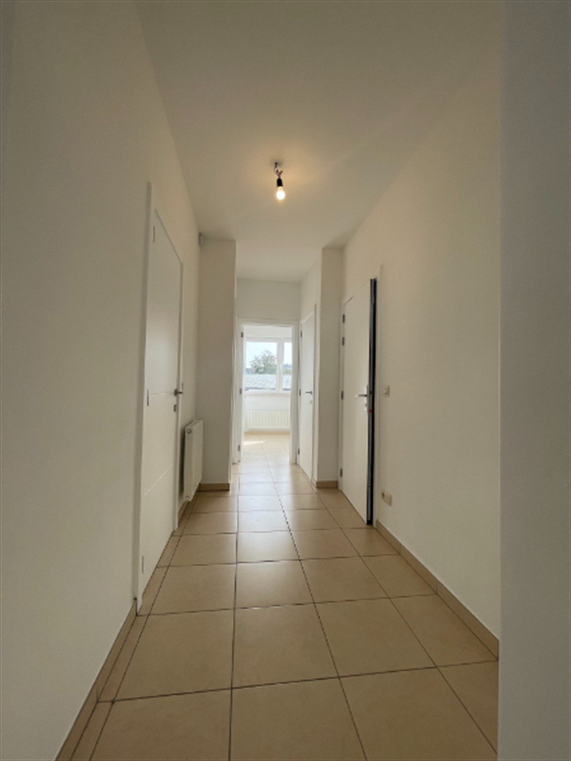 Appartement met 2 slaapkamers in centrum Aalst te huur foto 7