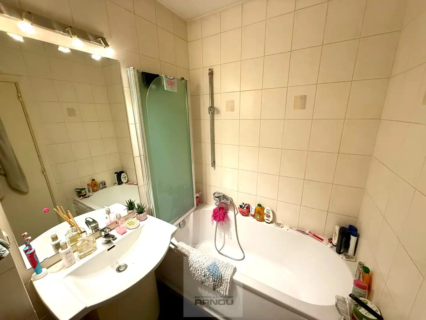 Ruim en lichtrijk appartement met 3 slaapkamers foto 14