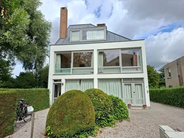 Ruim en Zonnig appartement nabij het station Brugge foto 11