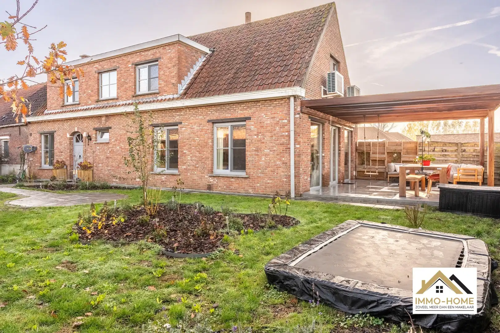 Charmante woning in rustige en groene omgeving foto 2