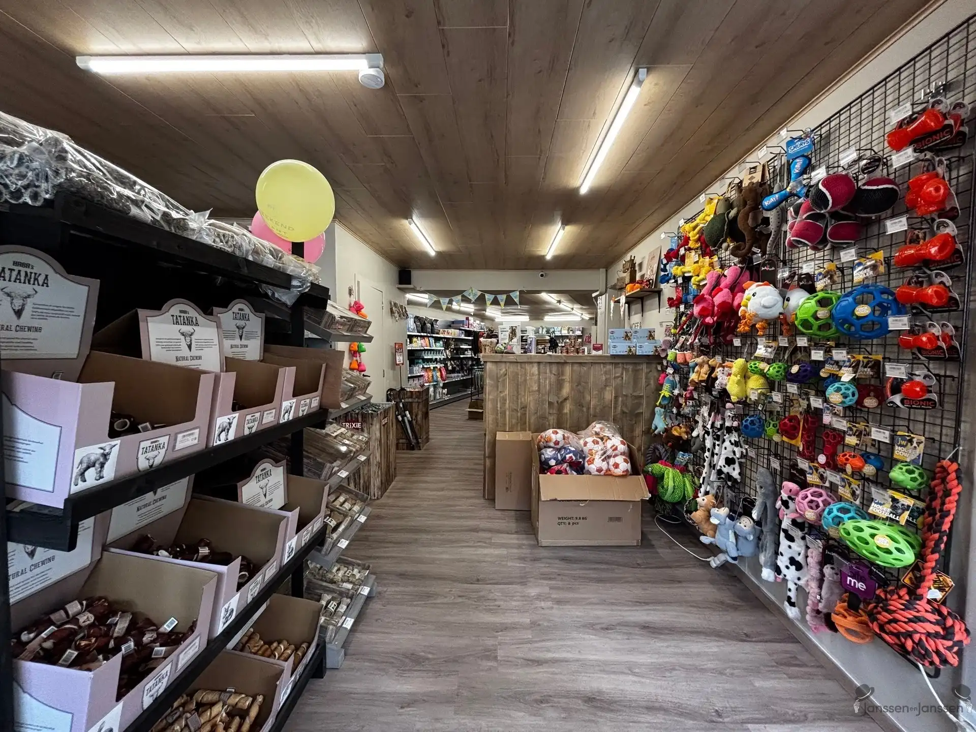 Handelspand met woonst, garage en tuin foto 14
