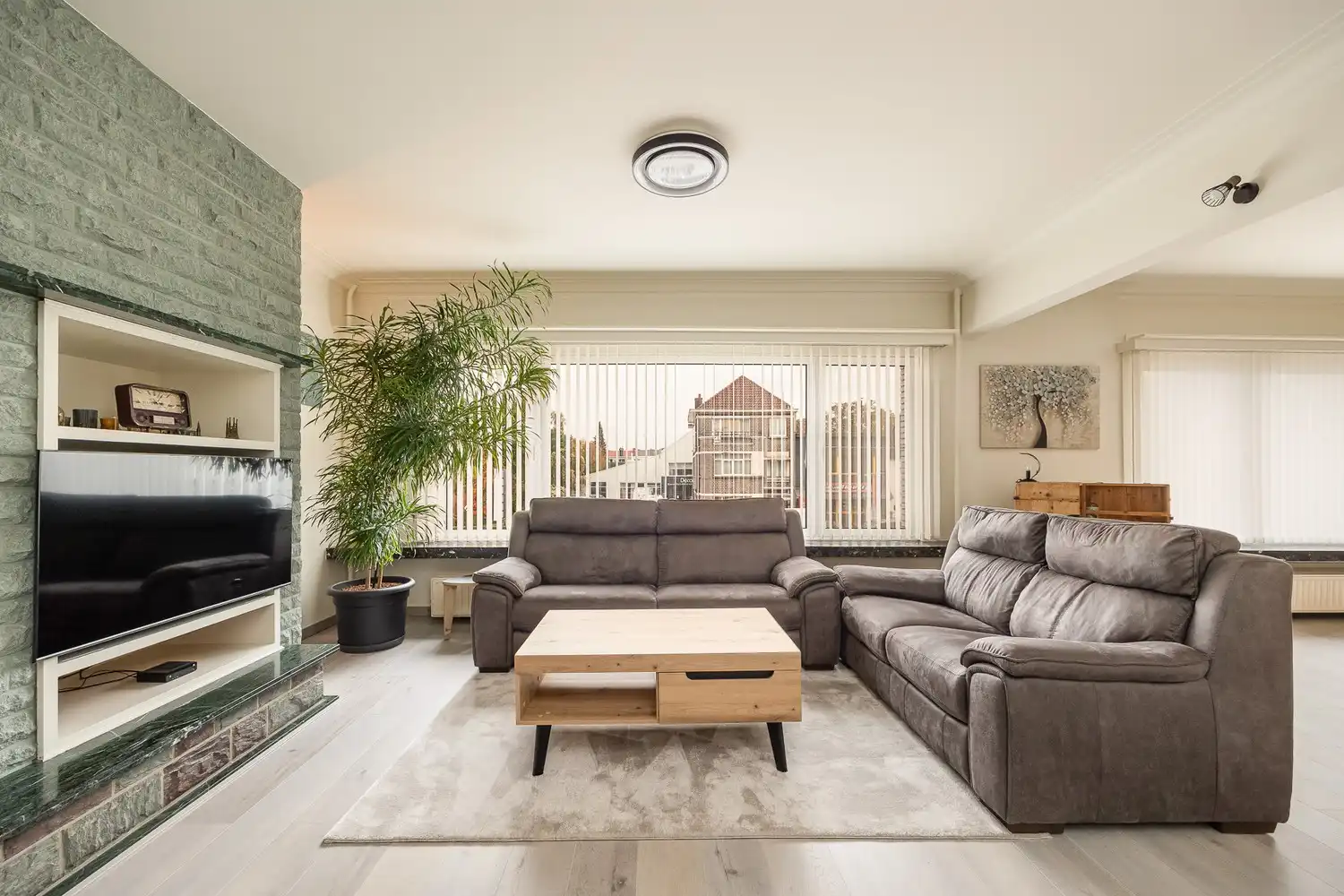 Royaal wonen in Borsbeek - 185 m² appartement met zonnig terras foto 4