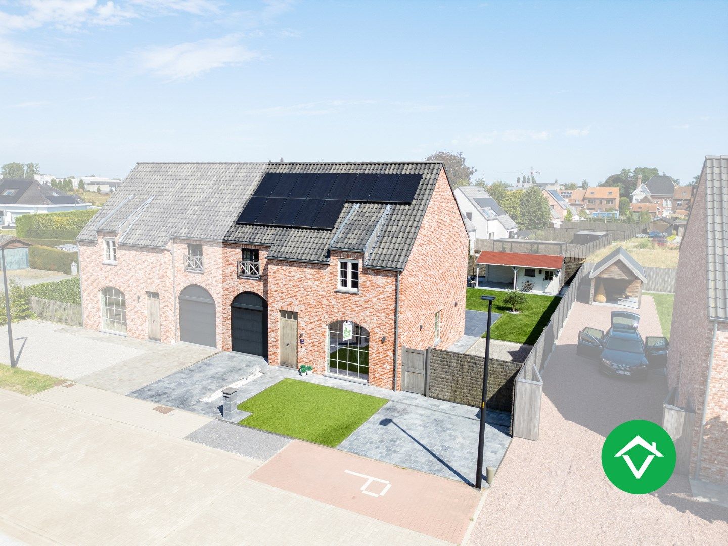 Recente nieuwbouwwoning met vier slaapkamers te Menen foto 1