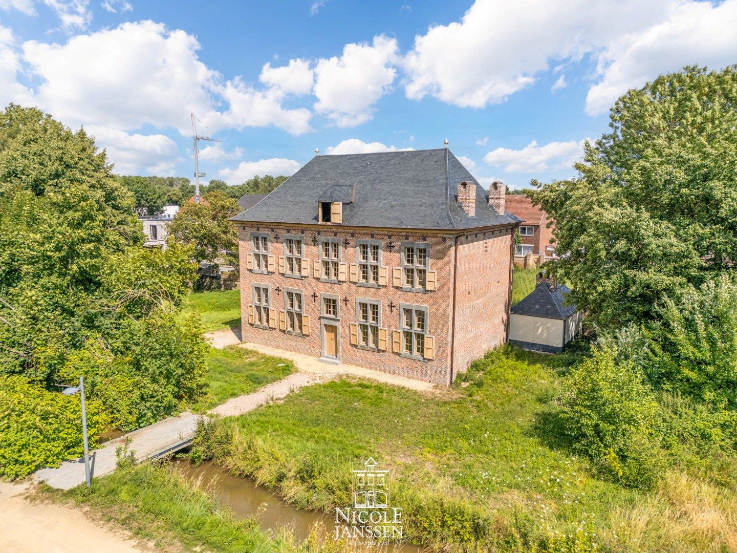 Een uniek stukje geschiedenis te koop in hartje Opitter foto {{pictureIndex}}
