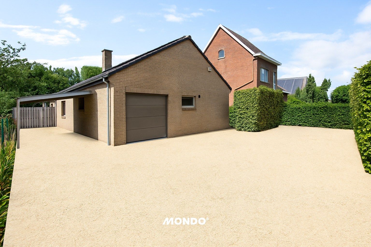 Gerenoveerde laagbouw woning! foto 3