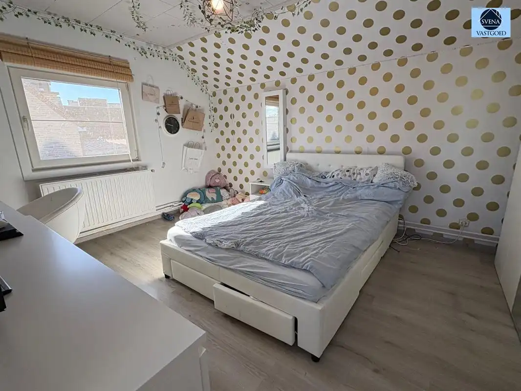 HOB MET 3 KAMERS, TUIN EN GARAGE foto 9