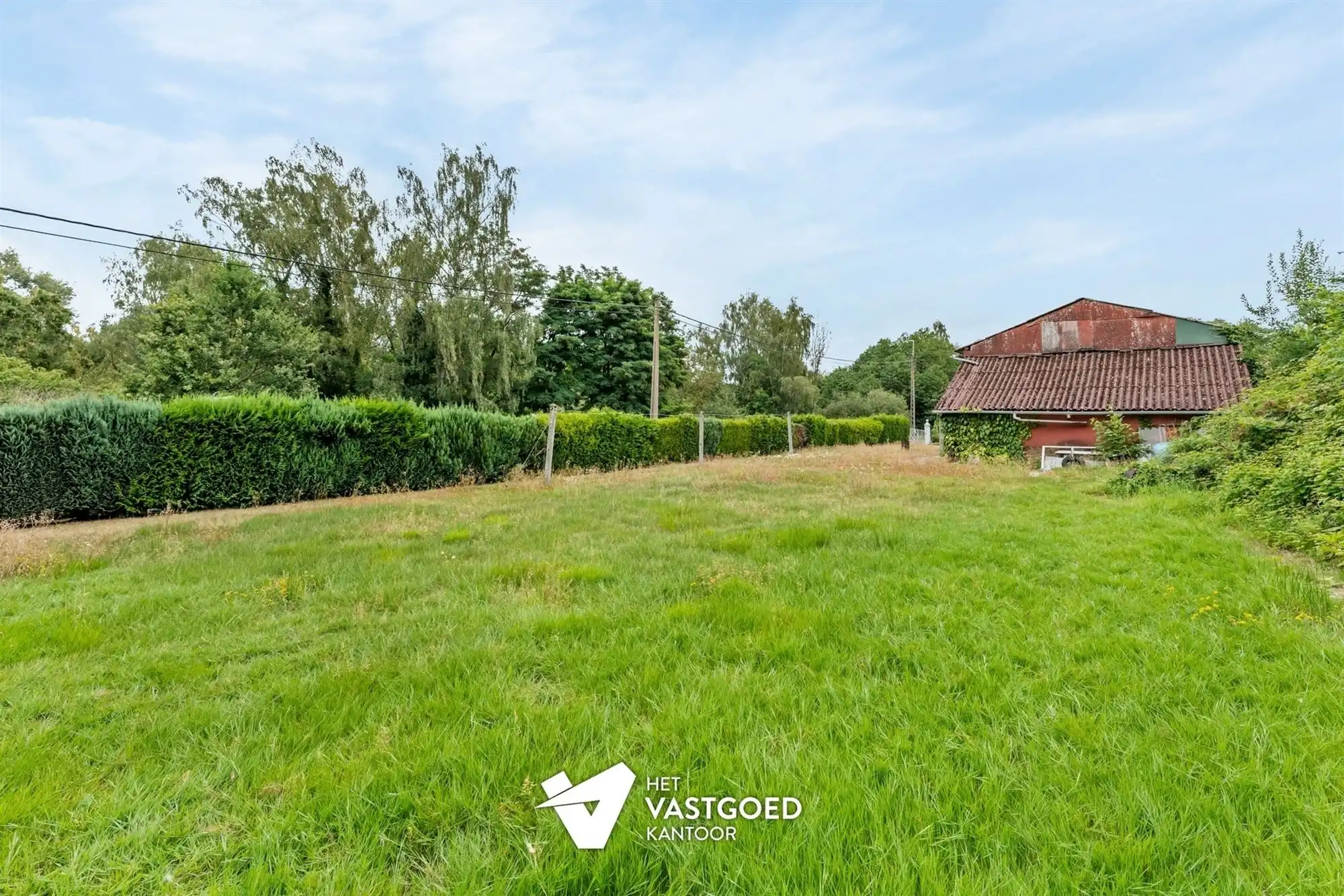 TE RENOVEREN KNUSSE WONING MET TUIN VAN 48A90CA EN LOODS EN GARAGE TE KAGGEVINNE foto 34