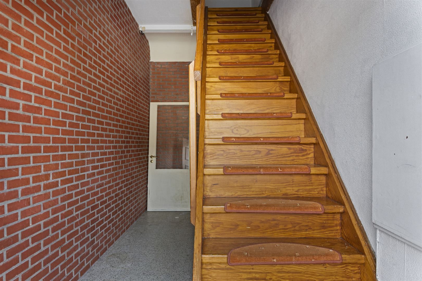 TE KOOP: Handelshuis op 7a33ca te Zonhoven! foto 15