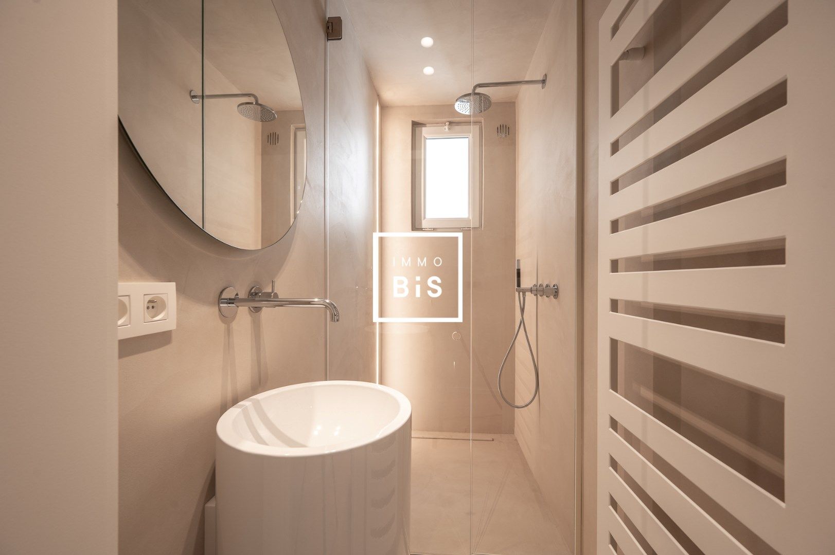 Prachtig gerenoveerd en zonovergoten appartement op toplocatie in het Zoute foto 30
