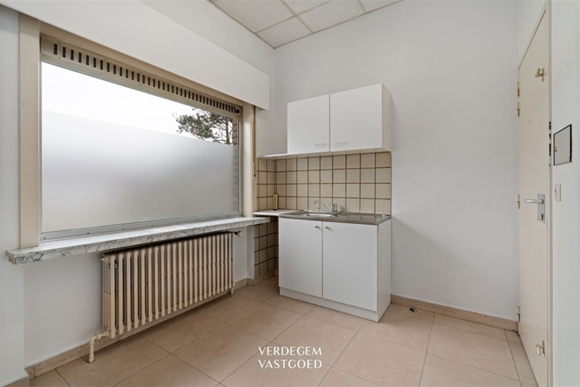 Handelspand van 216m² op uitstekende locatie foto 5