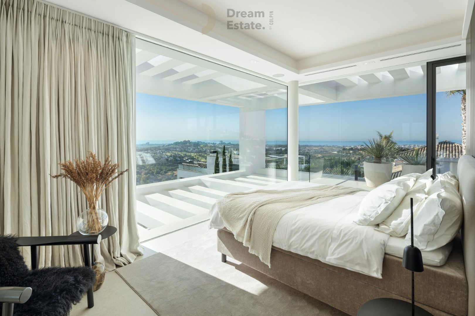 Eigentijdse villa met panoramisch uitzicht in La Quinta, Benahavís. foto 14
