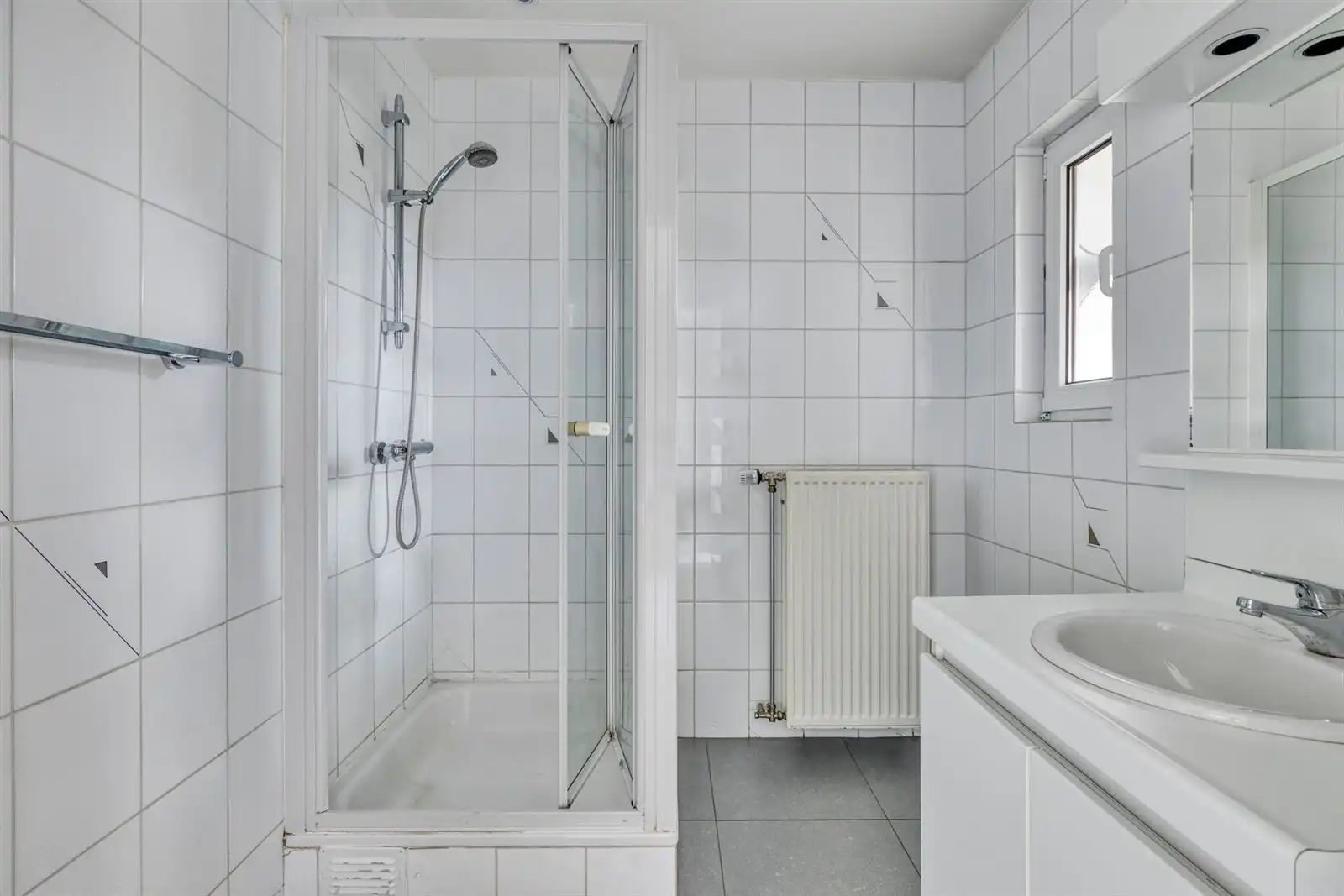 Ruime villa te huur op rustige locatie foto 13