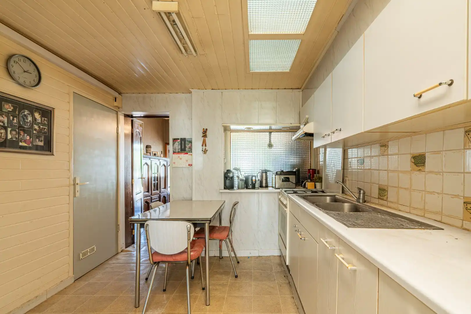 Woning met 2 slaapkamers, zolder en tuin aan de Leie in Menen foto 6