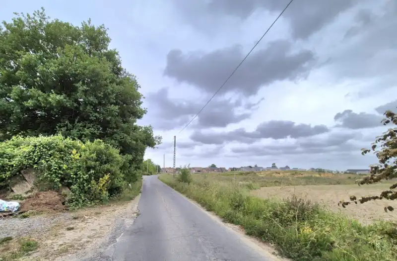 Roeselare-Brugsesteenweg. BOUWGROND + VERGUNDE PLANNEN voor  het bouwen van LOODS 486m2 & LOFT.  Unieke ontwikkelingszone op uitstekende ligging.  Perceel / tuin inclusief +/- 1080 m2. foto 9