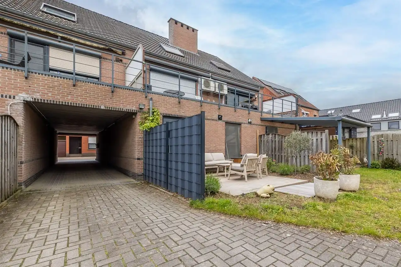 Gelijkvloers appartement met twee slaapkamers en autostaanplaats foto 19