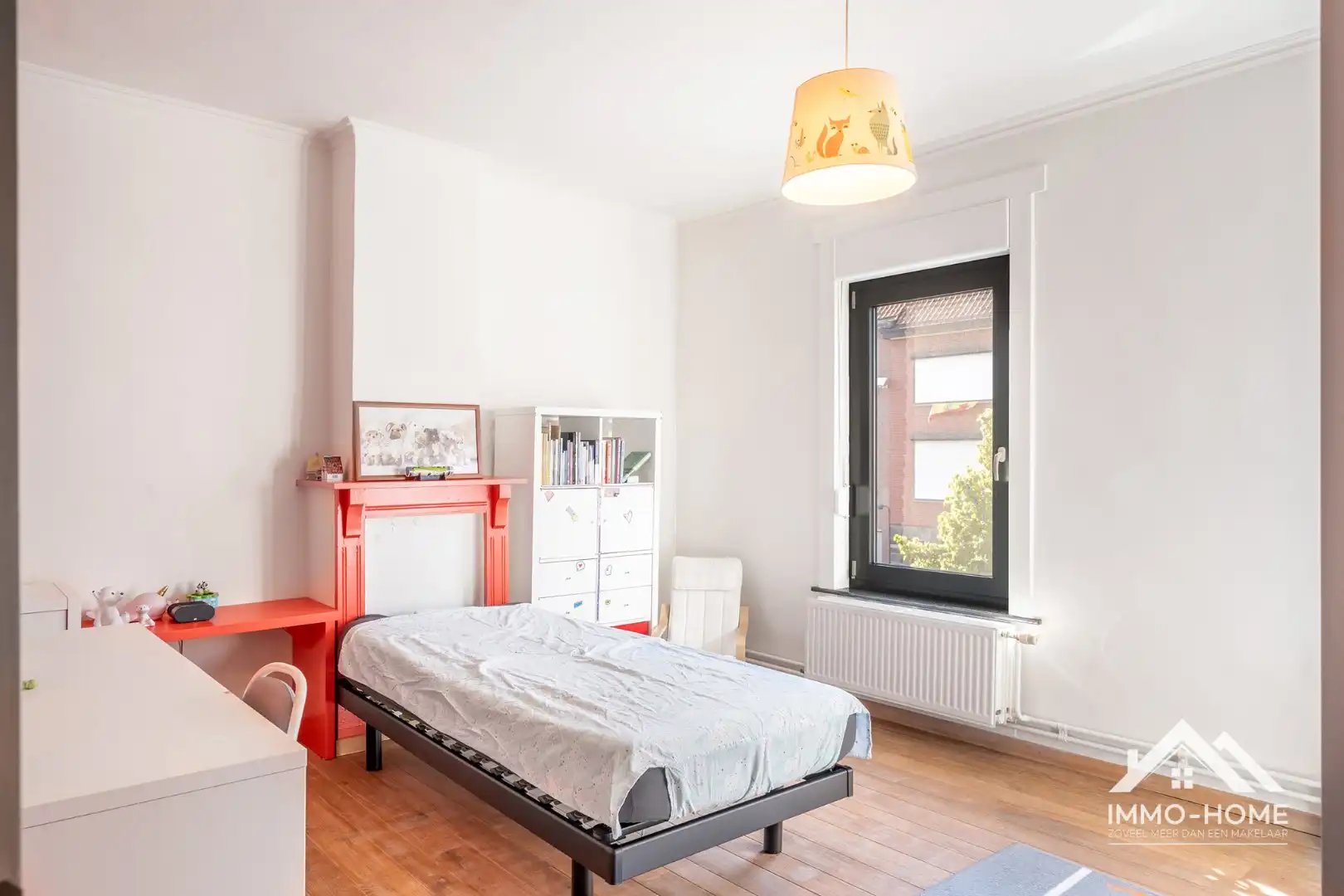 Héél erg ruime gerenoveerde woning met garage nabij centrum Lokeren! foto 20