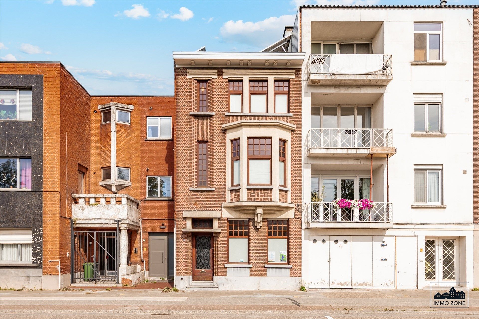 Charmante 4-SLK woning met gezellige tuin  foto {{pictureIndex}}