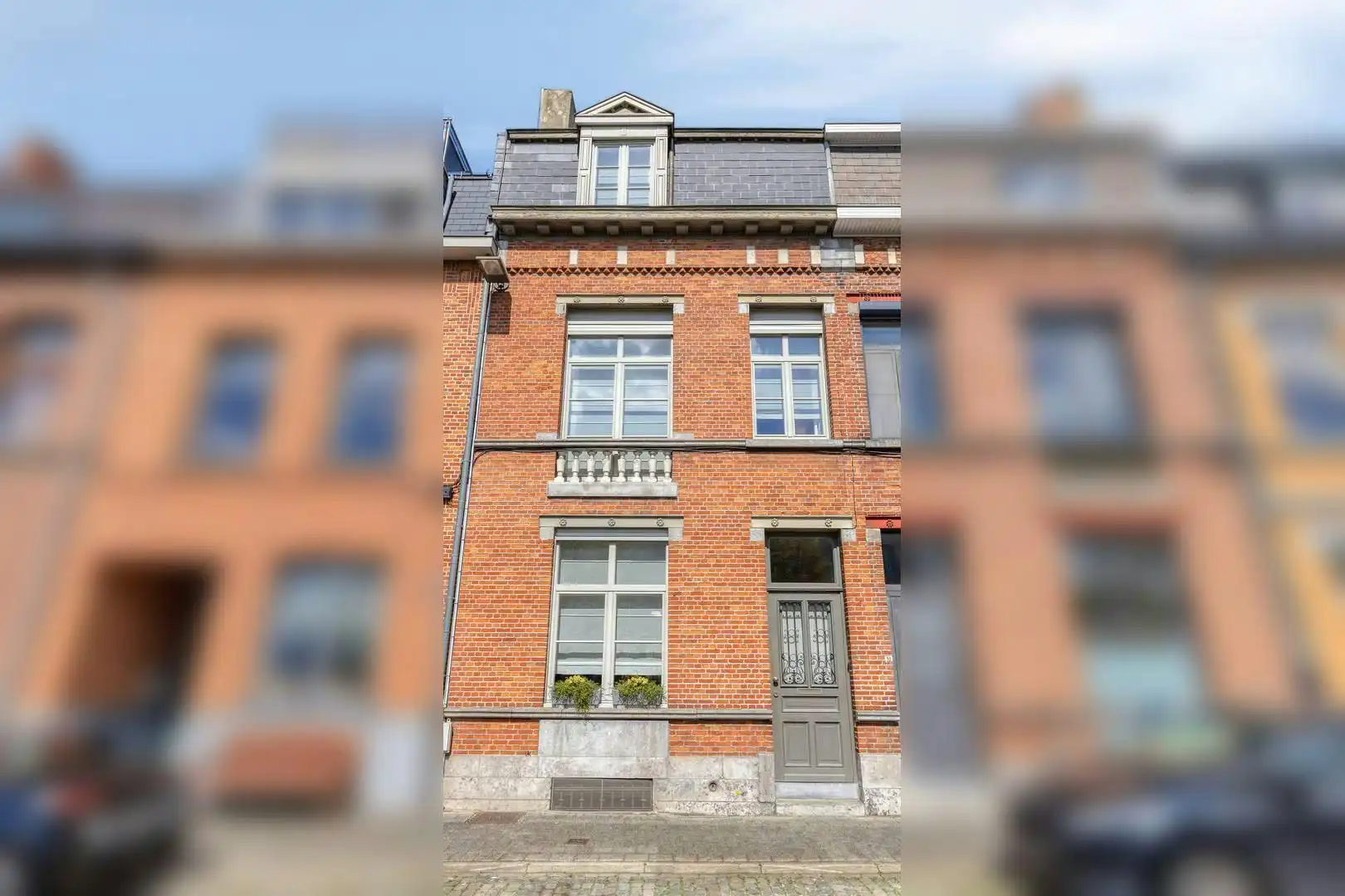 Karaktervol herenhuis met authentieke elementen  in Mechelen foto 2