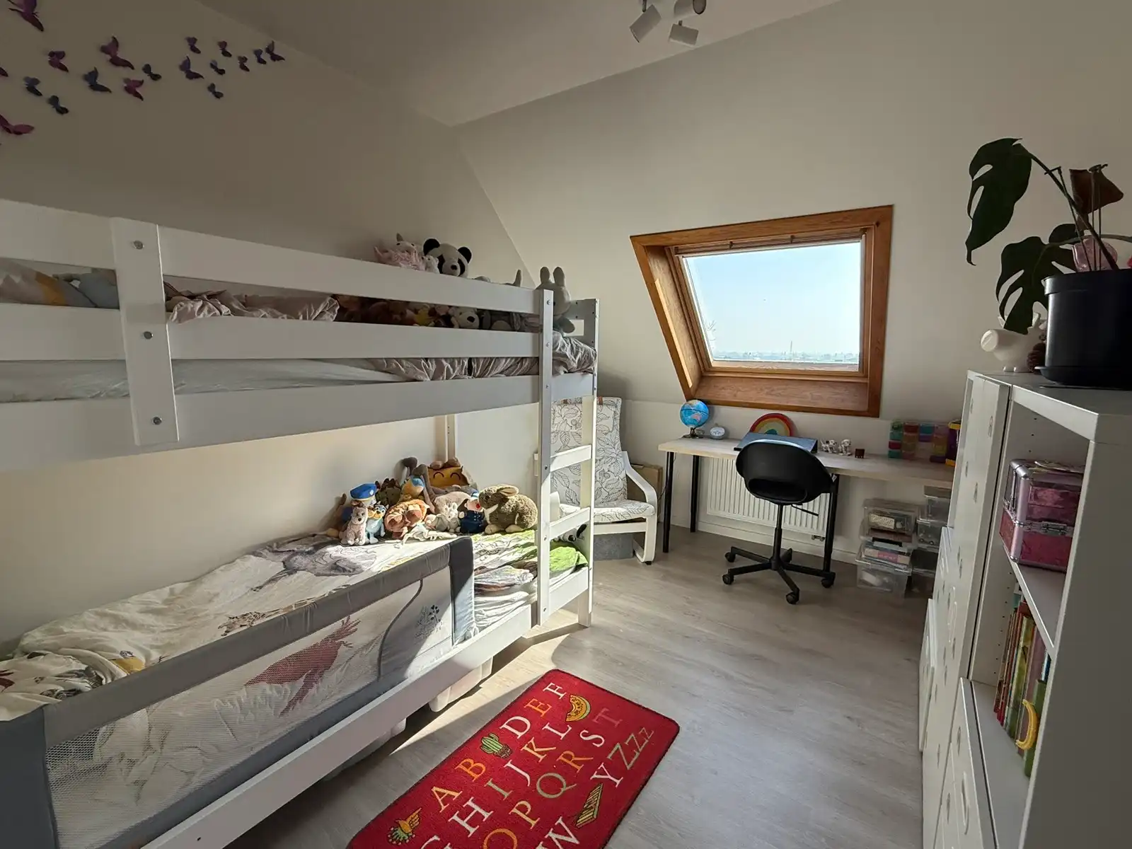 Woning met garage en tuin in een kindvriendelijke woonomgeving nabij het centrum foto 7