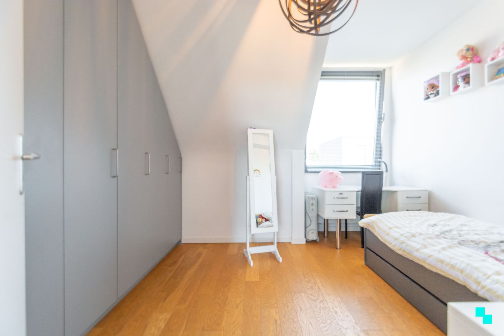 Tweeslaapkamerappartement met ruim terras in het dorp van Merelbeke foto 20