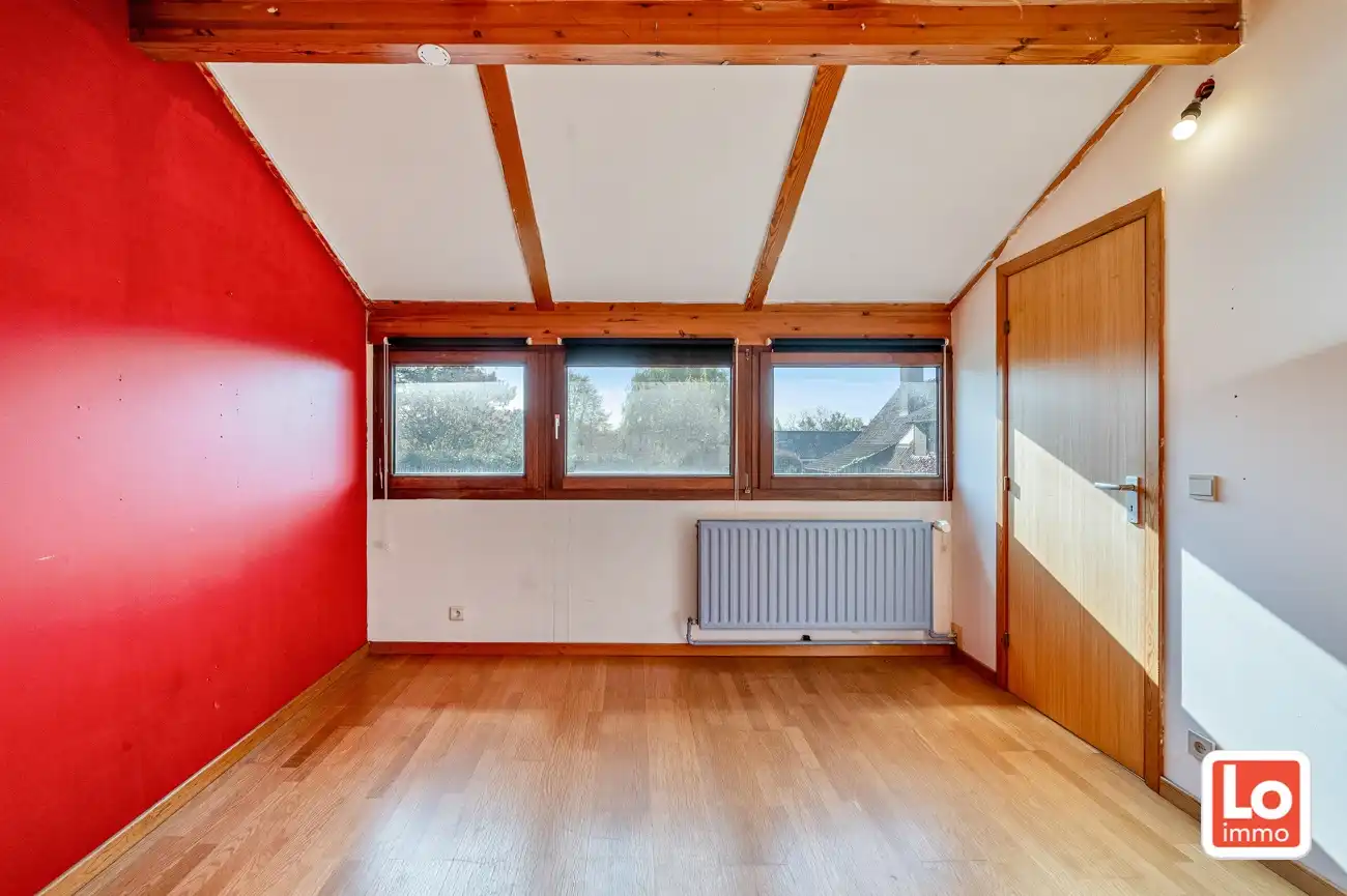 VERKOCHT!! Ruime charmante open bebouwing met afzonderlijke garage en carport op een toplocatie in Lochristi. foto 22