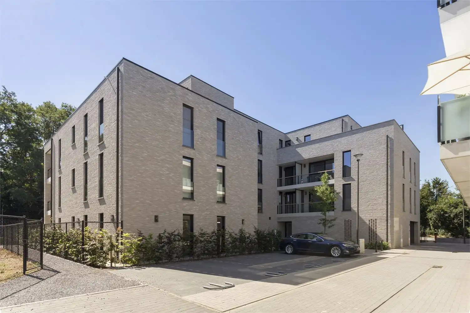 ENERGIEZUINIG APPARTEMENT MET AUTOSTAANPLAATS TE DIEST! foto 33