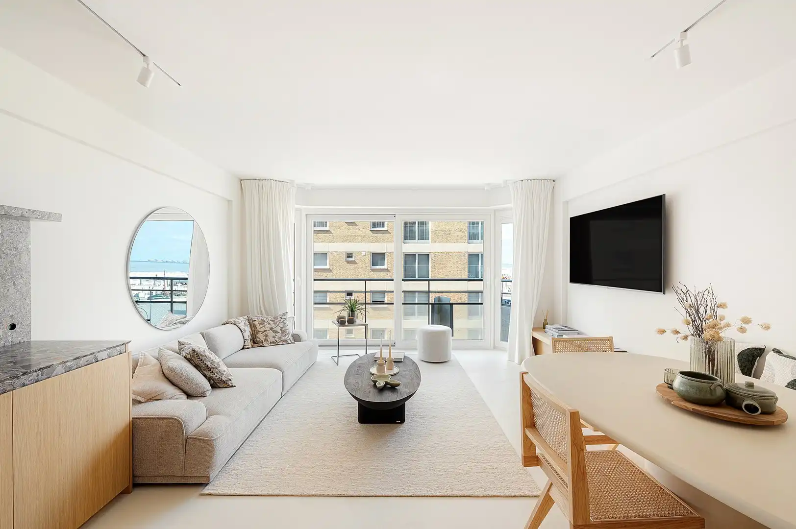 Prachtig zonnig gerenoveerd appartement met zeezicht. foto 12