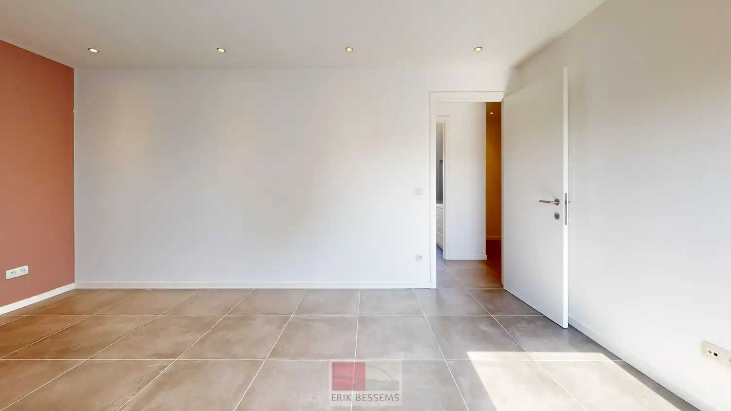 Ruim duplex appartement (gelegen op 1ste en 2de verdieping) van circa 81 m² te huur met 2 slaapkamers. foto 7