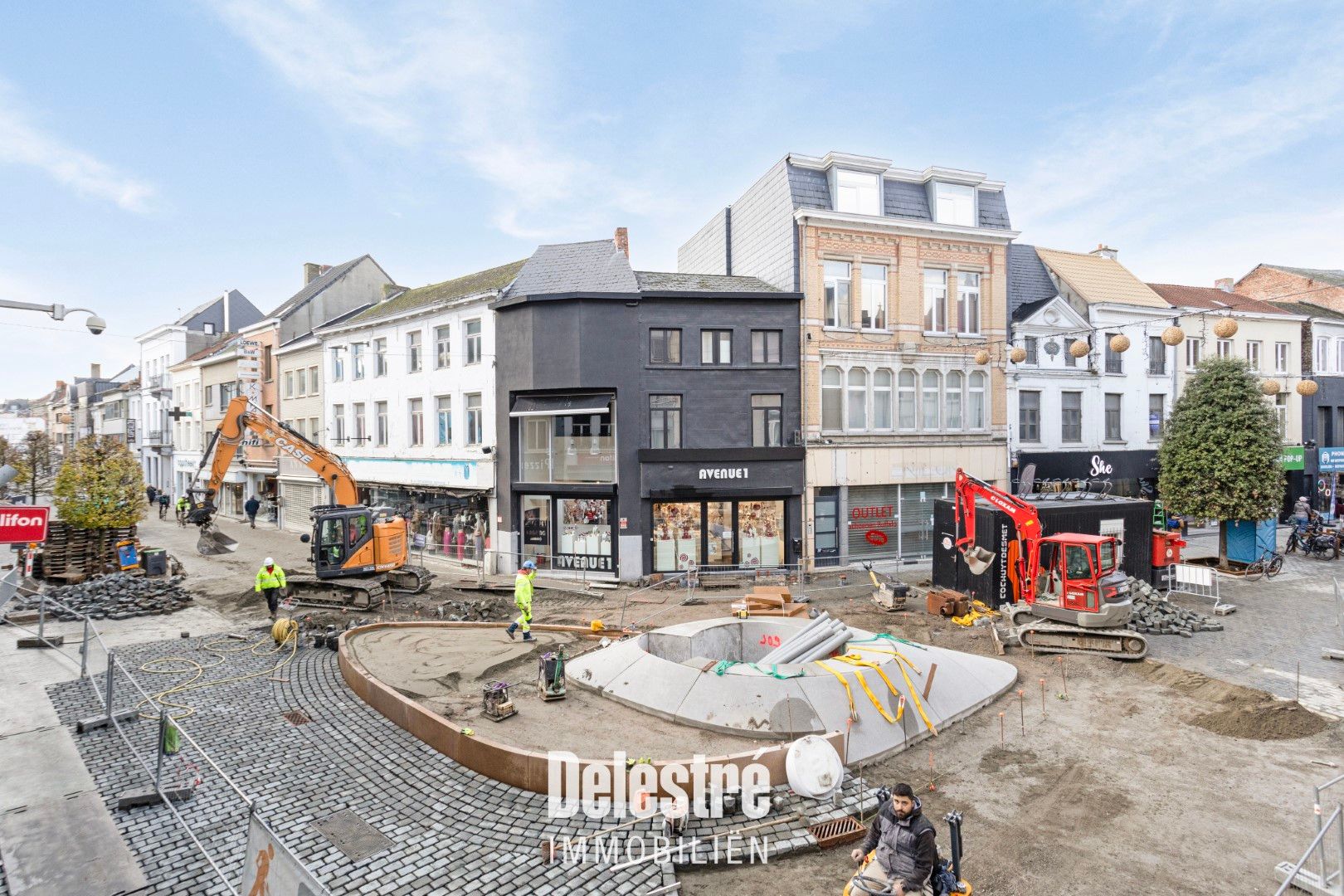 COMMERCIEEL GEBOUW IN WINKELSTRAAT CENTRUM foto 20