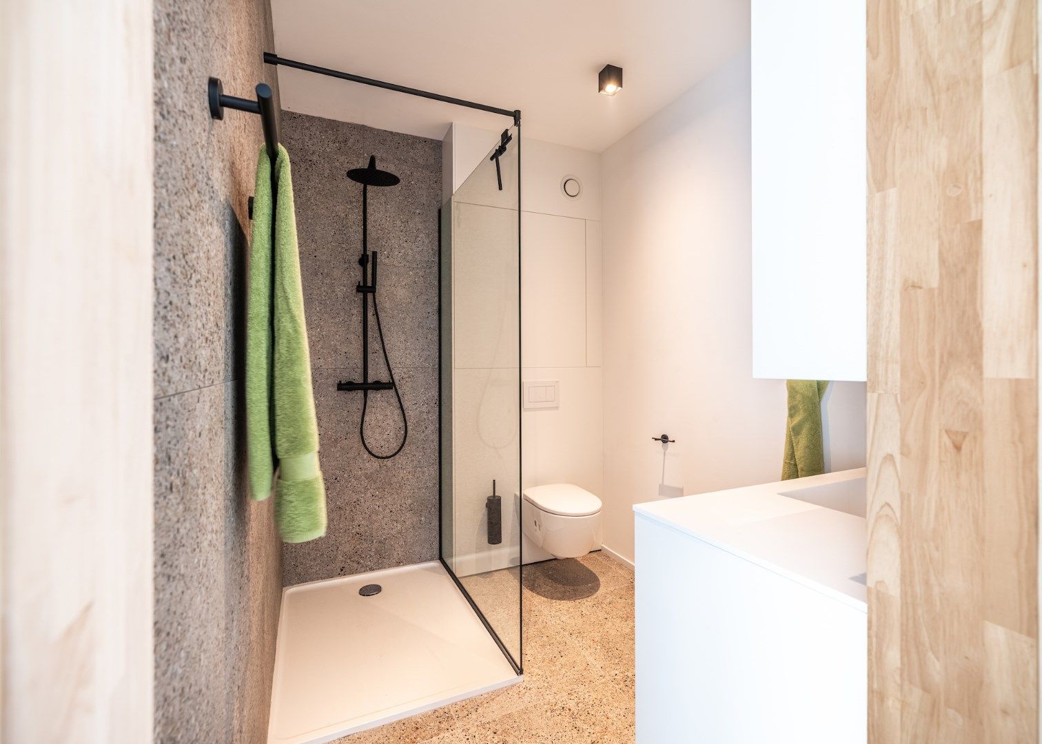 Instapklare nieuwbouw woning met drie slaapkamers te Sint-Idesbald foto 9