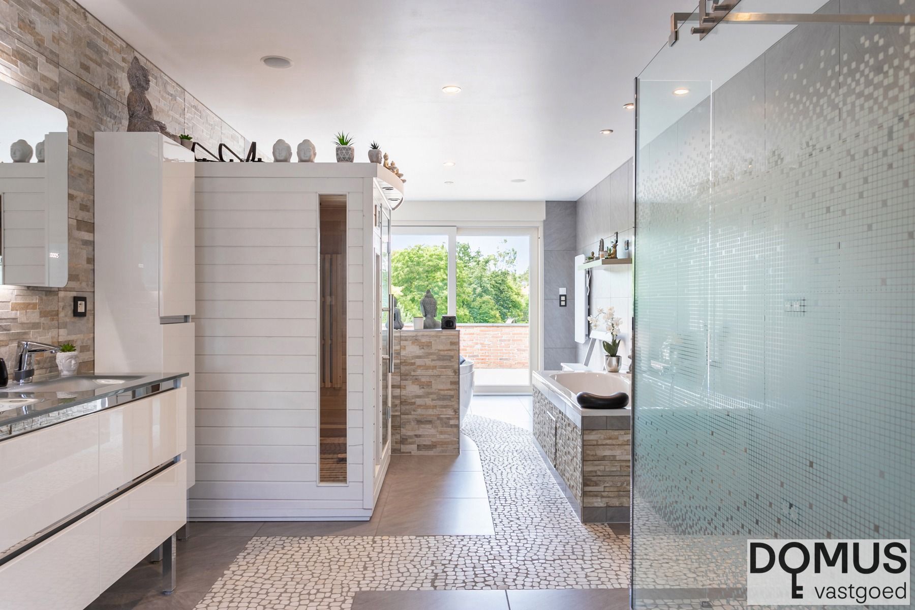 Leuke en energiezuinige gezinswoning met grote tuin en 4 slaapkamers foto 14