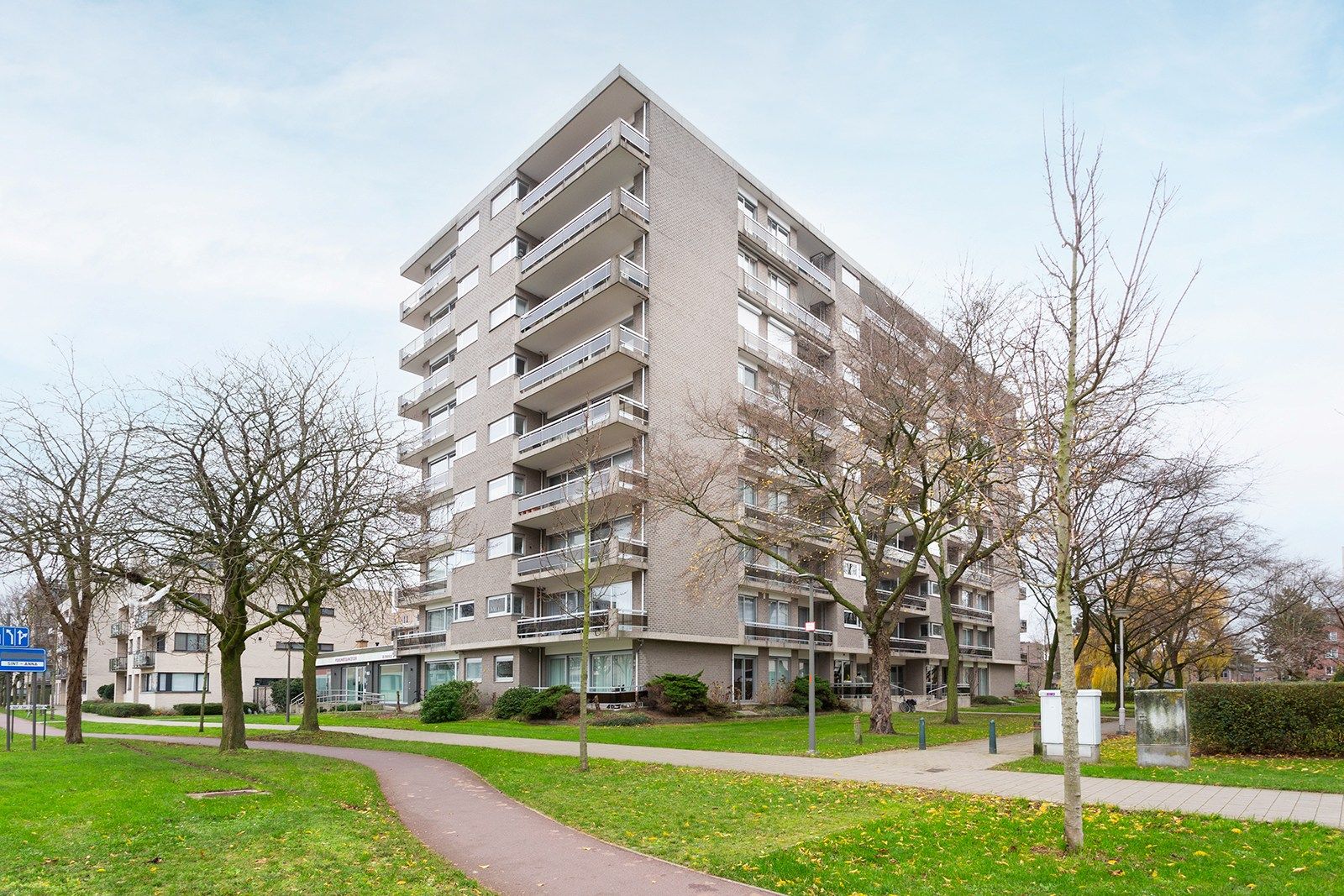 2 slaapkamer appartement met veel lichtinval foto 30