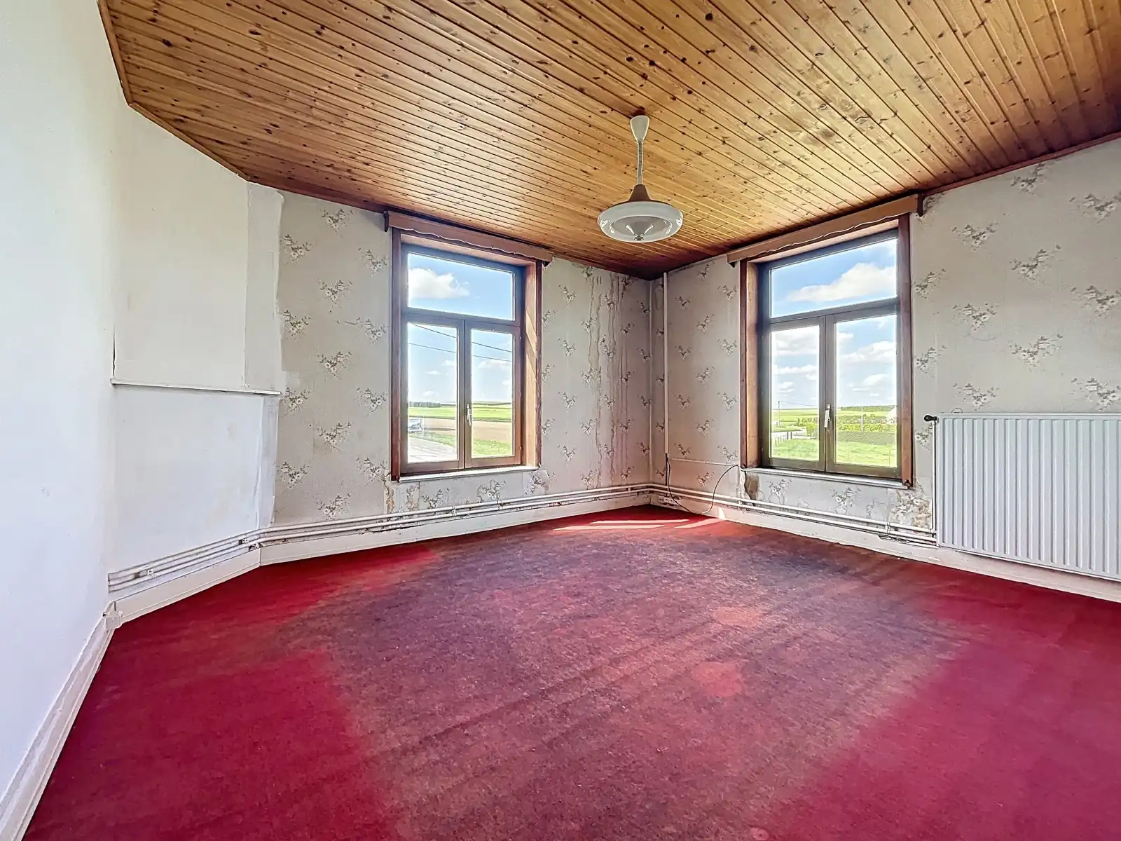 te renoveren huis met 3slps, pol. ruimte en mog. tot handel foto 9