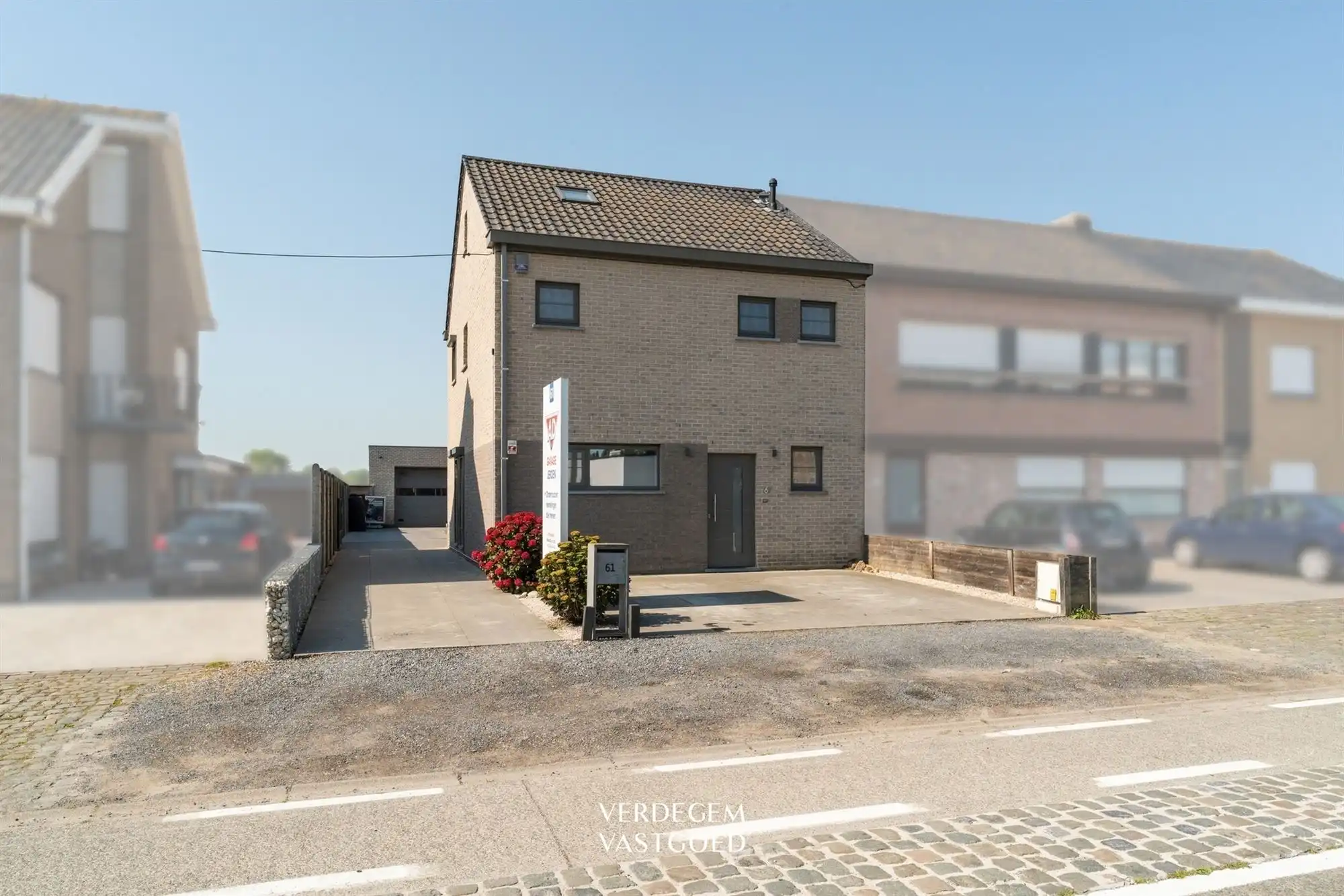 Woning met 4 slaapkamers en loods van 100m² foto 16