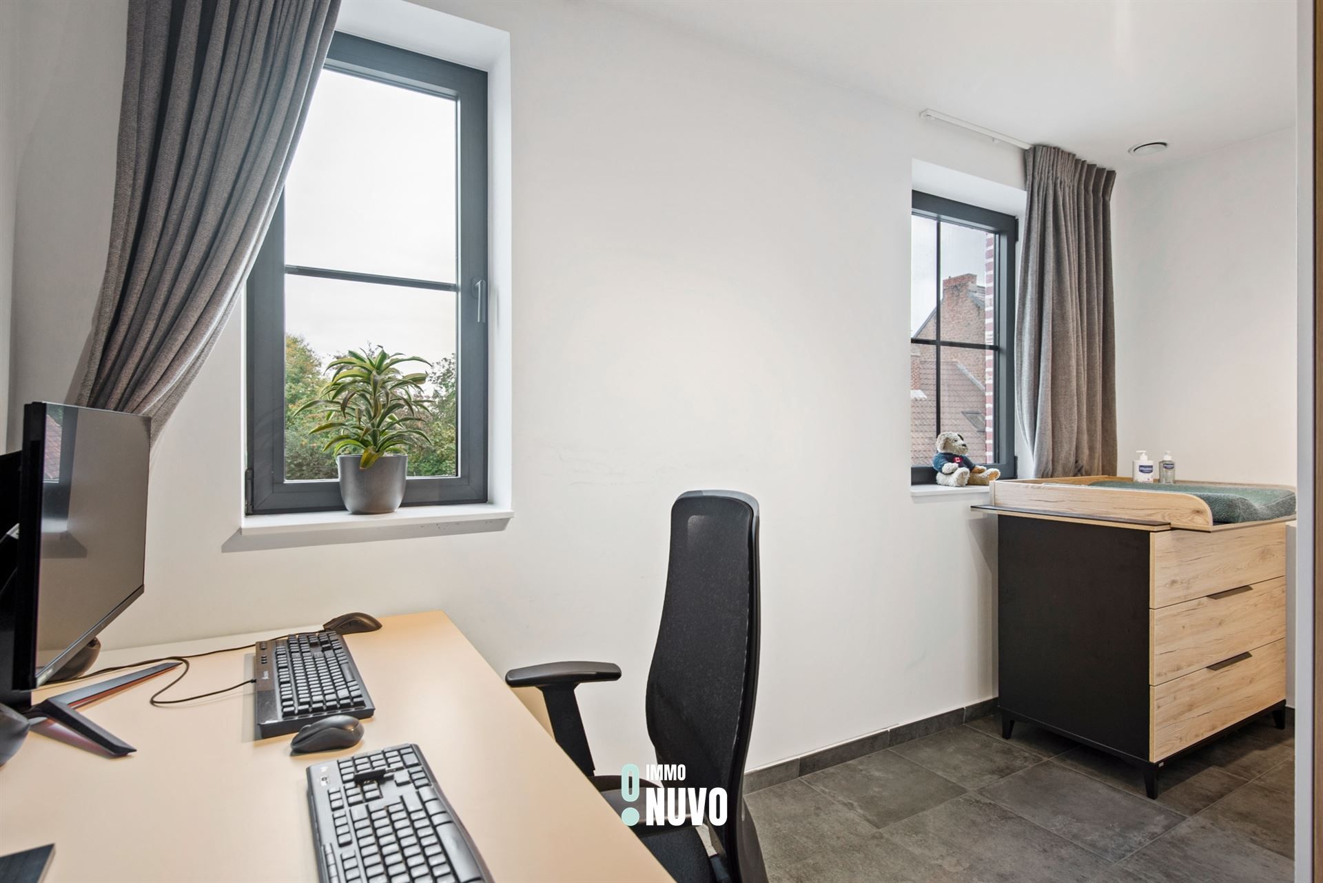 Recent appartement van 2021 - enkel eigenaars in het gebouw foto 10