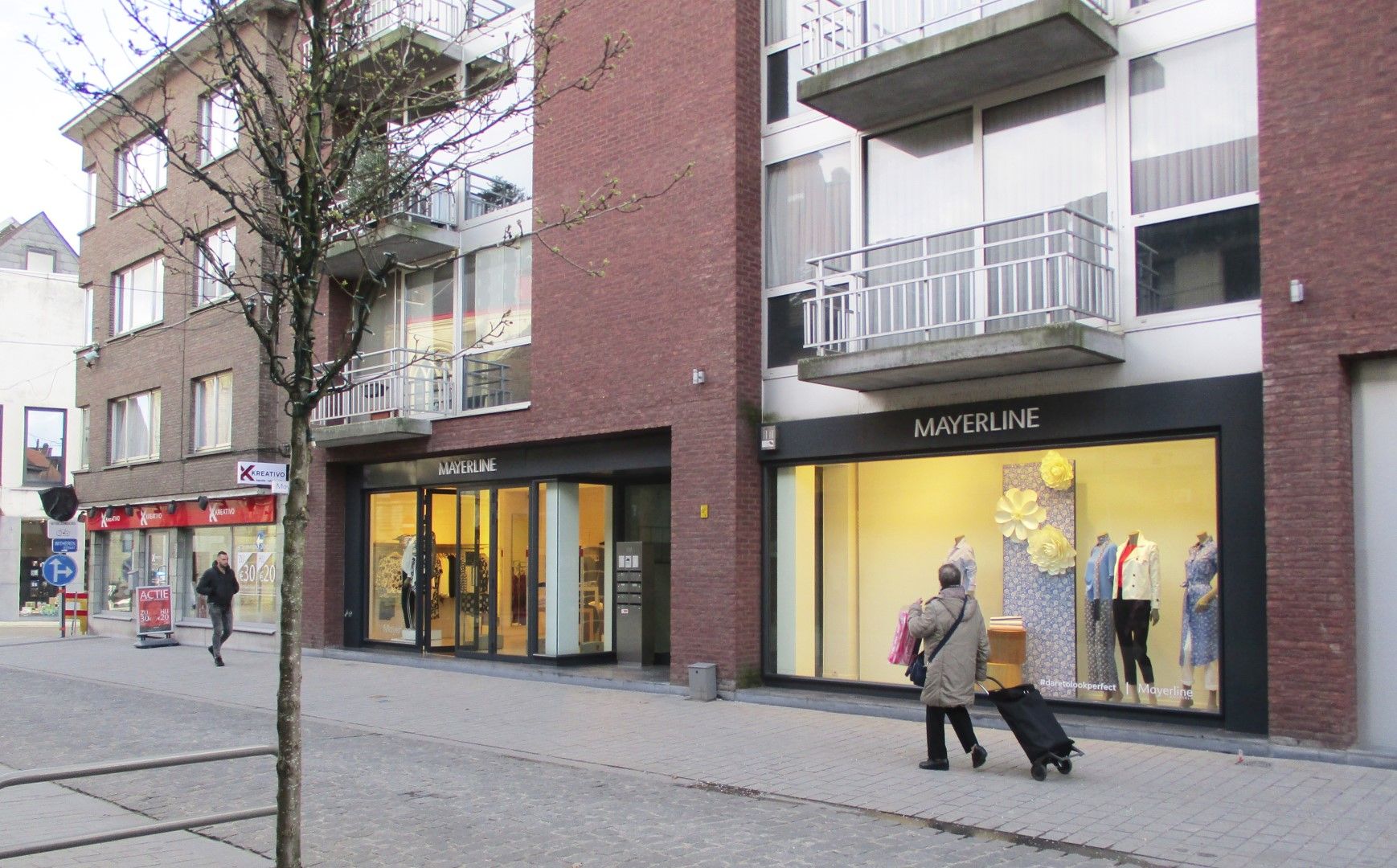 MODERN GELIJKVLOERS (KANTOOR OF WINKEL) CENTRUM foto 3