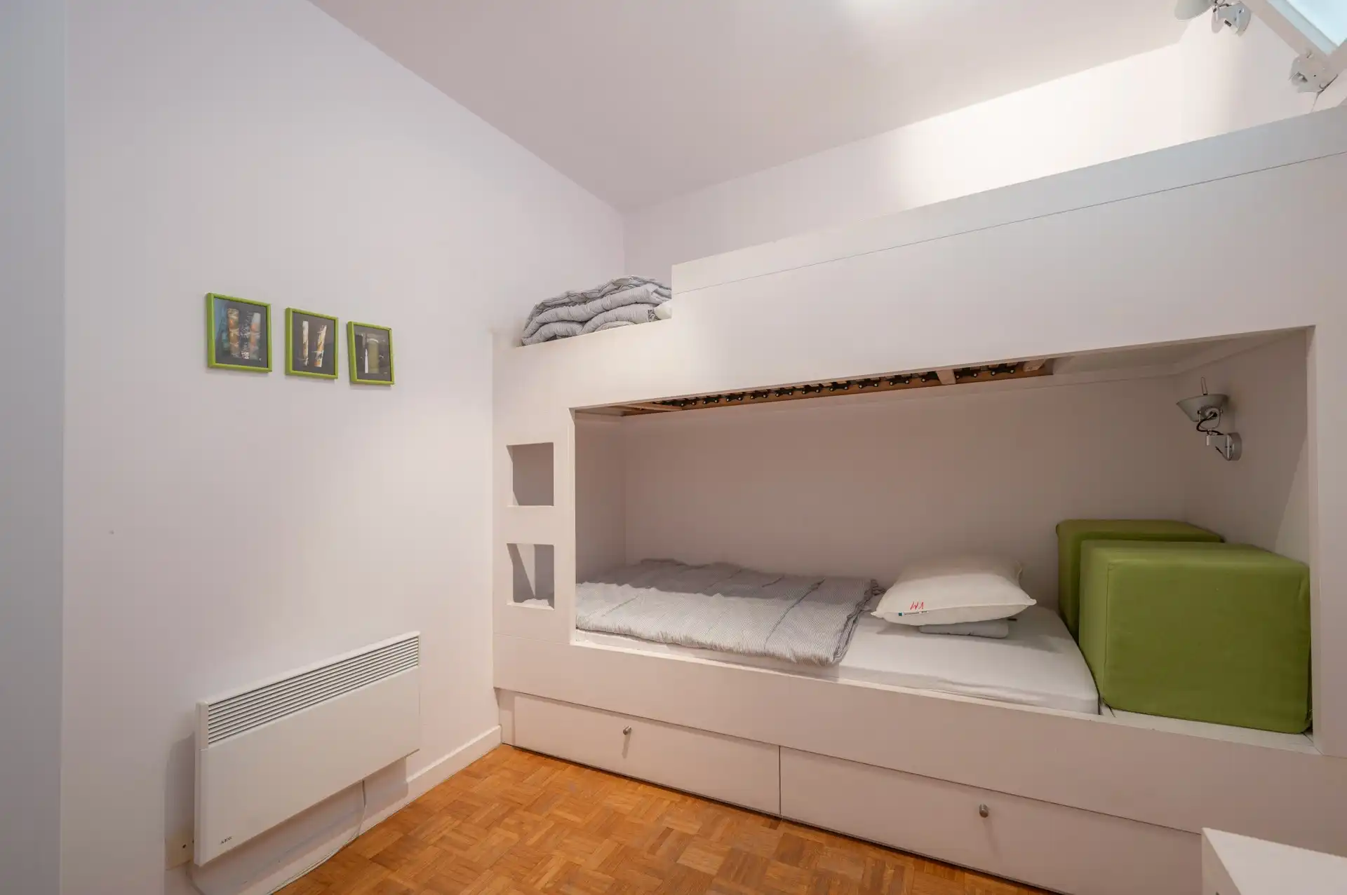 Gemeubeld: ruim appartement vlakbij zee! foto 13