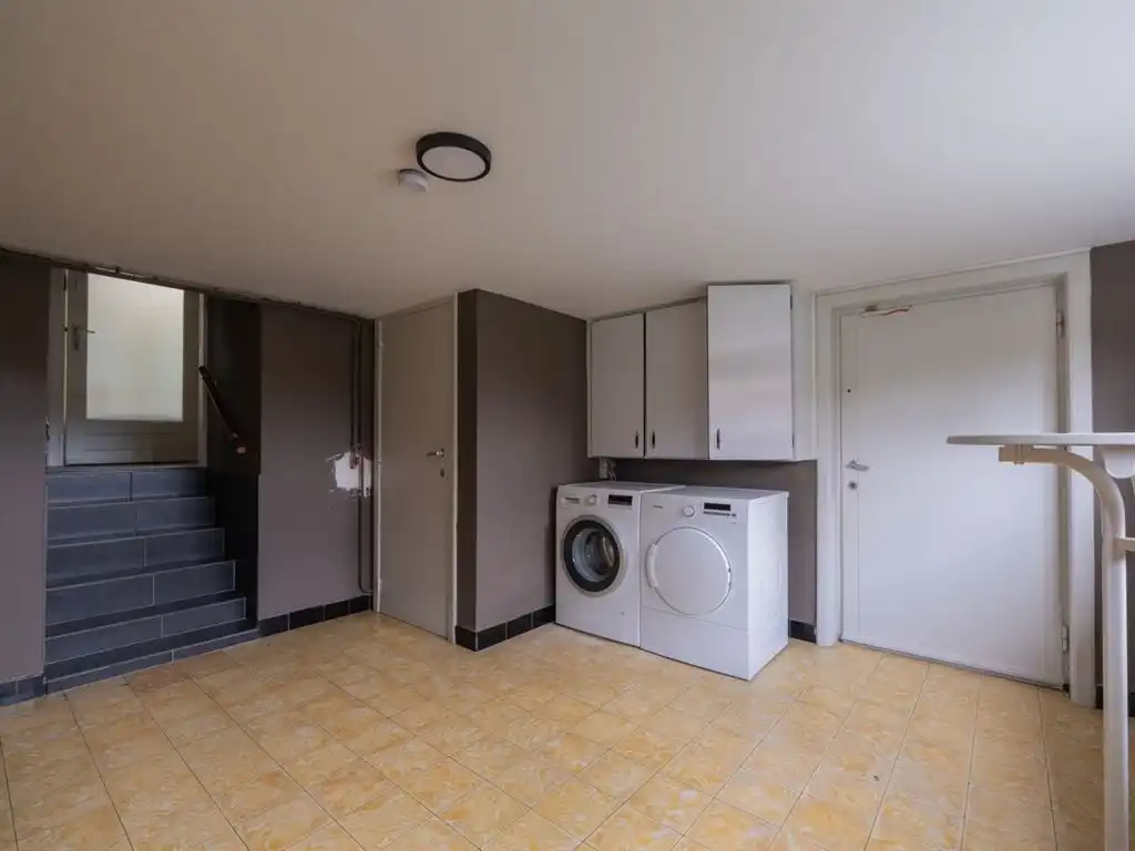 Goed onderhouden, op te frissen splitlevel woning foto 20