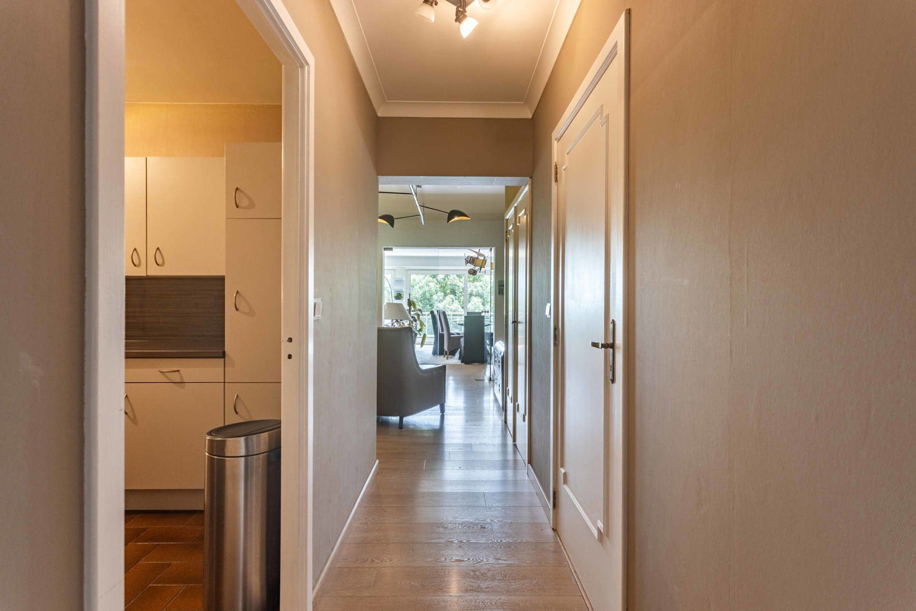 Instapklaar appartement met een prachtig zicht op het stadspark! foto 4