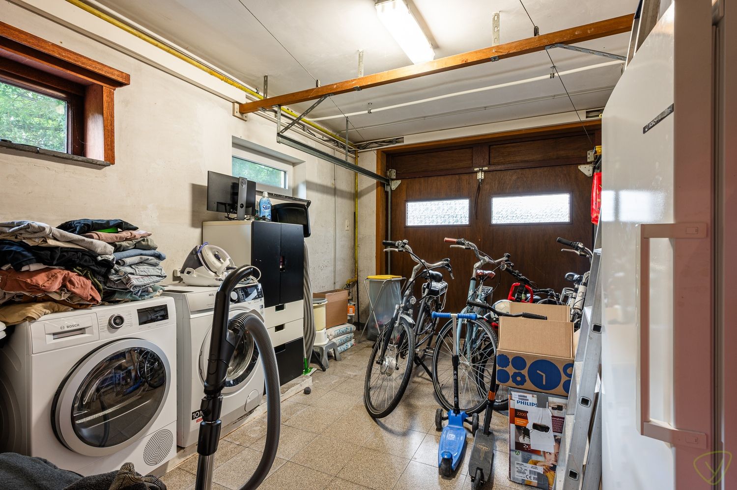 Prachtige open bebouwing met vijf slaapkamers op toplocatie foto 26