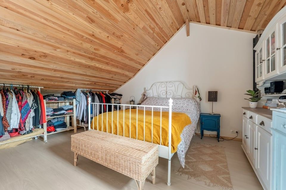 INSTAPKLARE WONING MET 4 SLAAPKAMERS EN 2 BADKAMERS OP EEN GOEDE LOCATIE foto 16